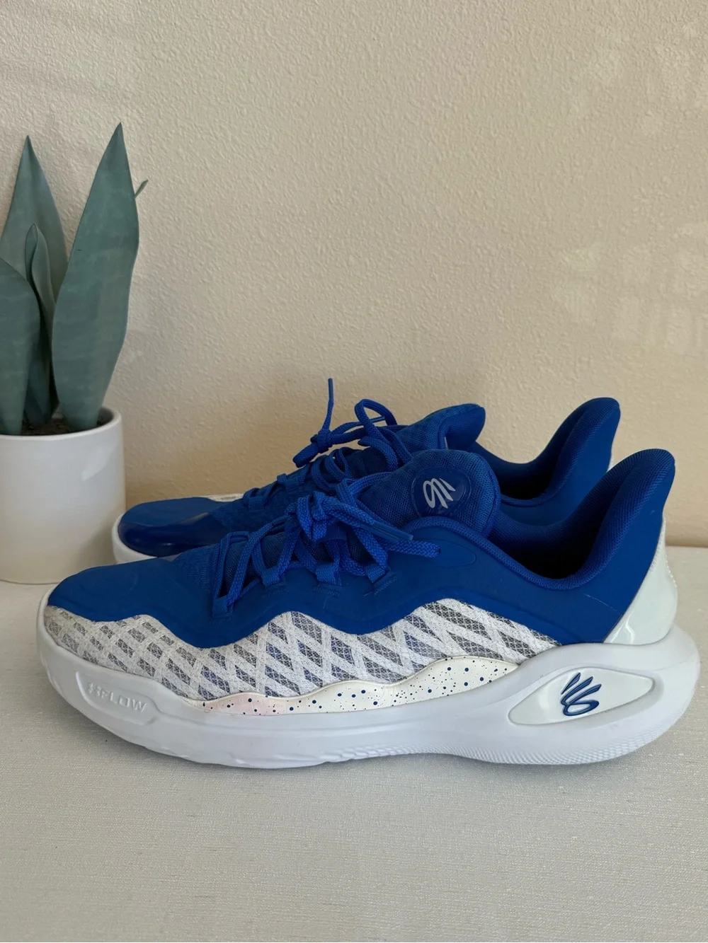 Under Armour lightweight play